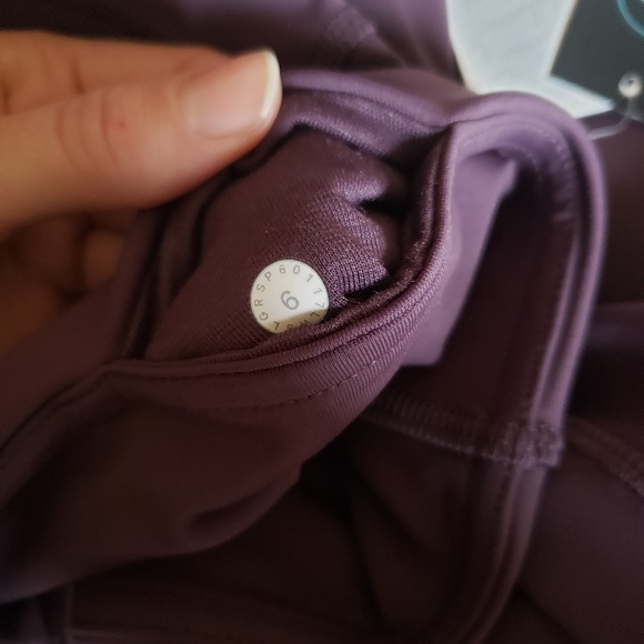 SOLD Lululemon ATRP II Pant, 28" - Picture 2 of 8